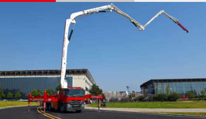 SYM5330JXFJP38 Camion de <span class=keywords><strong>pompier</strong></span> tour d'eau longue portée-Solution de lutte contre l'incendie haute performance pour une sécurité et une efficacité maximales - Product Image 2