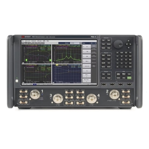 Analyseur de réseau micro-ondes Keysight / Agilent N5242B PNA-X - Product Image 1