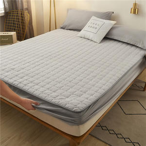 Lenzuola da letto in cotone 100% con fasce elastiche imbottite trapuntate copriletto antipolvere - Product Image 1