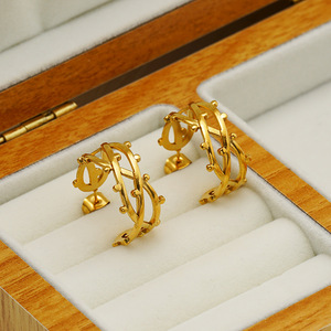 ZOGXIN Cuff Earrings Gold Geometric C-shaped Party Fashion Jewelry Stainless Steel Earrings - Product Image 4