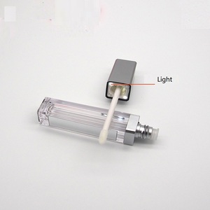 Leere 7ml Liptint Tube <span class=keywords><strong>Lipglos</strong></span> Verpackung Quadrat Schwarz Silber Lip Glaze Flasche Einzigartige LED Light Lip gloss Tubes mit Spiegel - Product Image 4