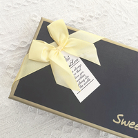Luxuriöse Geschenkbox mit Eigenem Logo, Exquisite Umweltfreundliche Biologisch Abbaubare Handgefertigte CMYK-Box für Pralinen mit Band