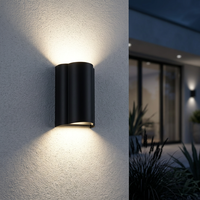 Lampes murales extérieures LED de style européen à montage en surface, étanches IP65, avec éclairage haut et bas et garantie de 3 ans