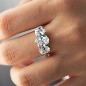 9 Adodo perhiasan tanpa cacat nama ukir S925 perak Oval Cut 4 karat Vvs1 Moissanite 3 buah cincin berlian untuk wanita pernikahan - Product Image 5
