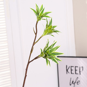 Branche artificielle de <span class=keywords><strong>Dracaena</strong></span> Reflexa 85 cm, tige de lys en bambou artificiel, plante tropicale artificielle verte et violette variée pour la décoration de la maison et des mariages - Product Image 2