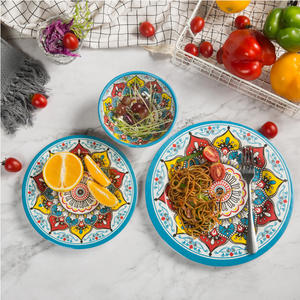 Juego de vajilla de melamina con estampado azul, juego de vajilla de la royal crown, Otara - Product Image 2