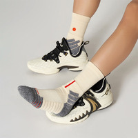 Logo Brodé Personnalisé Lettre Hommes Sport Coussiné Coton Elite Basketball Chaussettes