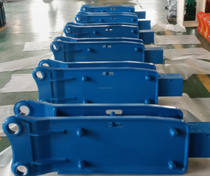 Casse-pierre hydraulique Sb 20 de type boîte adapté aux mini-excavatrices et aux chargeurs compactes Bobcat de 1,2 à 3 tonnes pour les travaux de démolition - Product Image 2