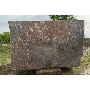 Grande dalle de quartzite Patagonia Fusion 315x155x206mm, finition brute, pierre industrielle durable pour extérieur - Product Image 1