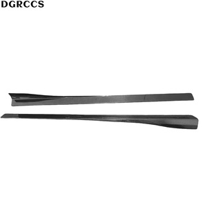 สเกิร์ตข้างคาร์บอนไฟเบอร์แท้แบบขัดเงา รุ่น R Style สำหรับ M3 M4 F80 F82 ปี 2014-2018 พร้อมปีกข้าง ติดตั้งง่าย - Product Image 2