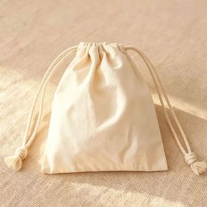 Vente flash - Pochette anti-poussière de couleur naturelle, logo personnalisé imprimé, petite pochette en coton avec cordons - Product Image 4