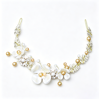 Serre-tête de mariée vintage baroque en feuille d'or avec fleurs, diadème élégant en perles d'eau douce pour mariage et soirée