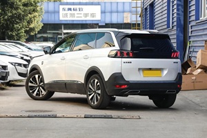 Auto SUV a Benzina <span class=keywords><strong>Peugeot</strong></span> 5008 2025 di Lusso a Trazione Anteriore - Product Image 6