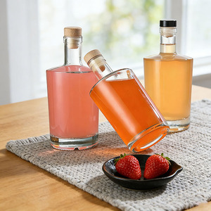 Botellas de Vidrio Transparente con Rayas Verticales de 100ml-750ml, Tapa de Rosca, para <span class=keywords><strong>Vodka</strong></span>/Whisky/Tequila/Ron, Envases para Licores, Venta al Por Mayor Directa de Fábrica - Product Image 2