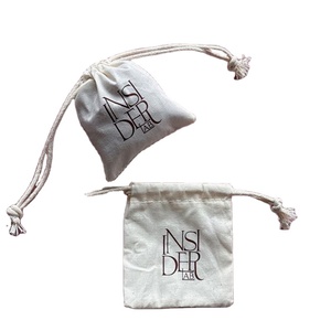Sac à cordon en toile de coton petit format, prix usine abordable, pochette anti-poussière écologique pour emballage de cadeaux et bijoux - Product Image 1