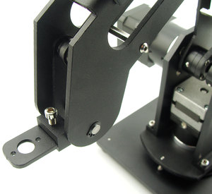 Brazo Robótico Mecánico de 3 Ejes y 3 Grados de Libertad, con 3 Motores de Engranajes de 42 Dientes, de Aluminio 6061 Negro - Product Image 2