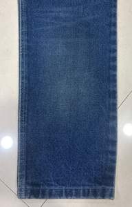 Tissu en denim de coton bleu foncé pour la fabrication de jeans et de vêtements - Product Image 4