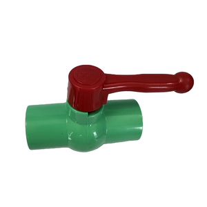 Vanne à bille en plastique fileté PVC 2 voies avec poignée longue rouge, 1/2 à 4 pouces - Product Image 1