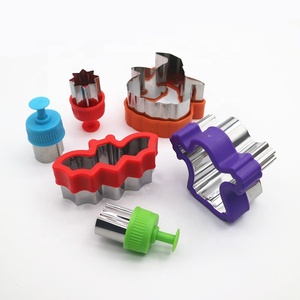 Moules à biscuits Sandwich Decruster pour enfants, citrouille et <span class=keywords><strong>chauve</strong></span>-<span class=keywords><strong>souris</strong></span> - Product Image 4