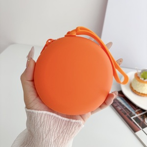 MeiKe Vente en gros de mini-sacs de rangement en silicone personnalisés avec visage souriant, sac de rangement multifonctionnel pour bouchons d'oreilles, accessoires suspendus - Product Image 4