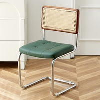 Chaise de salle à manger moderne de conception nouvelle, revêtement en cuir synthétique, structure en métal, dossier en rotin, pour salle à manger, salle de bain