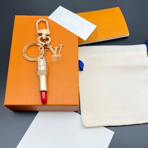 พวงกุญแจลิปสติกหรูหรา HR ทำจากโลหะผสม น้ำหนักเบา ทันสมัย สวยงามไม่ซ้ำใคร เหมาะสำหรับกระเป๋าถือและเคสโทรศัพท์ - Product Image 6