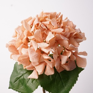 Fleurs artificielles d'<span class=keywords><strong>hortensia</strong></span> hydratées au toucher réel en gros pour la décoration de mariage et de la maison - Product Image 1