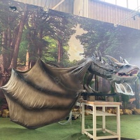 Modèle de dragon volant animatronique grandeur nature, statue de dragon ailé mécanique géant avec effet de fumée pour exposition, musée, présentation