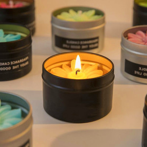 Huming – bougie parfumée créative à la cire de soja, Design de fleur, bougies parfumées à la main, petite marguerite, jasmin, boîte de conserve - Product Image 3