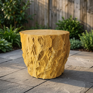 Sculpture artisanale rustique Wabi-Sabi en pierre jaune Hayat Group, à poser au sol, pour salon, maison, jardin, thème plantes/fleurs - Product Image 3