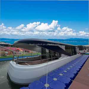 Maison intelligente amphibie Maison flottante Hausboot préassemblée pour l'utilisation de l'eau sur terre Structure de capsule spatiale Style allemand - Product Image 1