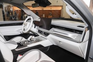 2024 Venda quente <span class=keywords><strong>GWM</strong></span> <span class=keywords><strong>Cannon</strong></span> Alpha 4x4 Diesel/Carro a gasolina The Great Wall Pao Poer 2.4/3.0T captador em estoque - Product Image 4