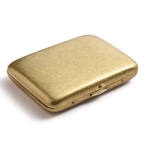 Estuche de Cigarrillos Metálico Personalizado en Oferta, Estuches Vacíos de Aleación de Zinc para Cigarrillos - Product Image 6