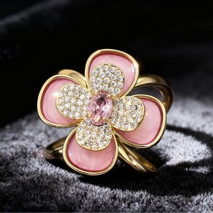 MyMuyu Flower Ring Buckle Natural Seashell Gold Plated Diamond Black Center Scarf Clip Brooch Jewelry Accessory - Product Image 4