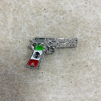 Pin lencana Enamel keras logam kustom suvenir Pistol Pistol penembak tombak senapan api Pin kerah Enamel bros