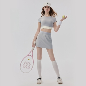 ชุดวอร์มเทนนิสผู้หญิง แขนสั้น สีสันตัดกัน ให้ความรู้สึกเย็นสบาย ชุดออกกำลังกายลำลอง 2 ชิ้น ชุดโยคะพิลาทิสกันลื่น มีกระเป๋า - Product Image 5