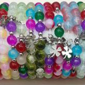 Bracciale con Ciondolo a Quadrifoglio e Perline di Vetro, in Acciaio Inossidabile, Fatto a Mano, 24 Pezzi Multicolore, Gioielli alla Moda, Regalo Unisex, Stile Trendy - Product Image 5