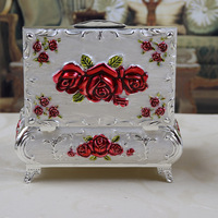 Jolie couleur Offre Spéciale métal Rose boîte à bijoux créative princesse européenne boîte à bijoux mariage anniversaire boîte-cadeau