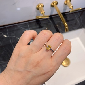 Juego de Aretes y Anillo Minimalistas, Delicados y Ecológicos, de Cobre, con Circonita Cúbica Amarilla Ovalada de 6*8MM, Elegante Juego de Joyería - Product Image 5
