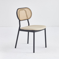 Chaise de salle à manger moderne minimaliste de style italien en osier et métal, dossier haut, ergonomique, durable, écologique, pour restaurant, hôtel, école