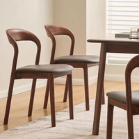 Table à manger et chaises nordiques en bois massif Simple Restaurant Hotel Home Soft Backrest Desk Chair Log Stool