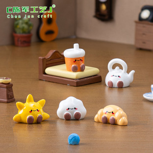 Chenjuns mignons croissants au thé au lait, <span class=keywords><strong>petites</strong></span> poupées mignonnes réconfortantes, articles de décoration de bricolage, accessoires suspendus et micro-landsca - Product Image 3