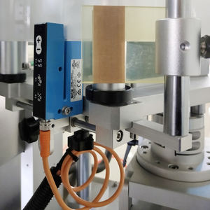 Etiqueteuse automatique haute performance, machine d'étiquetage pour bouteilles rondes, machine d'étiquetage d'autocollants - Product Image 5