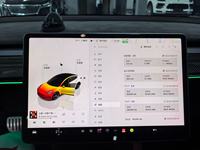 Tesla Model 3 Performance 2022 d'occasion importée, transmission automatique, intérieur cuir, jantes R19, couleur gris exclusif
