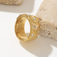 Bague en Acier Inoxydable de Luxe avec Zircon Cubique Tournesol Style Vintage Français, Design Polyvalent, Bijou Tendance pour Femme, Idéal comme Cadeau
