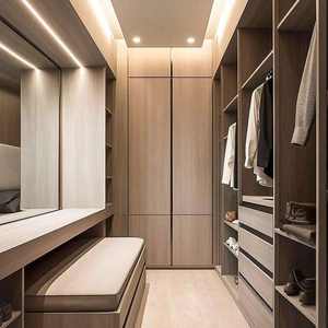 Armoire moderne intégrée sur mesure avec portes en verre, dressing de luxe avec éclairage LED pour chambre à coucher, villa, appartement, hôtel - Product Image 1
