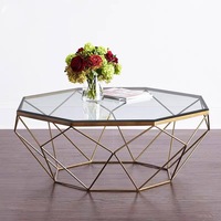 Table d'angle de luxe en acier inoxydable doré avec plateau en marbre artificiel blanc, table basse