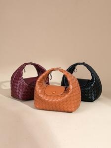 Nuova <span class=keywords><strong>Borsa</strong></span> a <span class=keywords><strong>Tracolla</strong></span> a Mezzaluna Intrecciata a Mano alla Moda, Design Semplice e Versatile, Impermeabile in PU, Portatile - Product Image 4