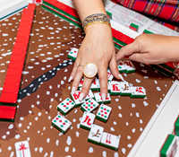 Ensemble de Mahjong de Noël Deluxe Moderne à Trois Couches en Acrylique et Cristal, Style Américain, 4 Joueurs, 160 Tuiles, Pliable, Durable, Écologique