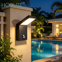 Applique murale extérieure moderne et élégante en forme de L avec détecteur de mouvement IP65, lampe LED pour porche, villa, porte d'entrée, jardin